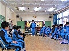 114-s-3.jpg